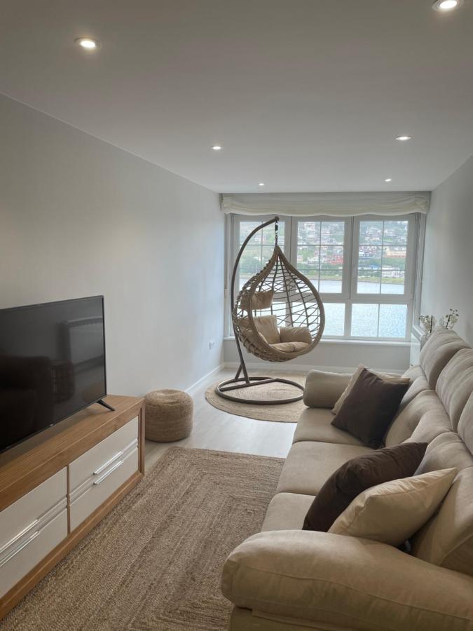 Golden Views Apartment Viveiro Luaran gambar