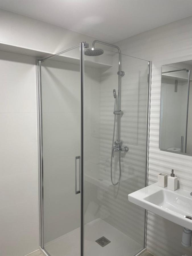Golden Views Apartment Viveiro Luaran gambar